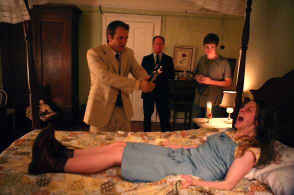 last_exorcism_movie_image_patrick_fabian_ashley_bell_02