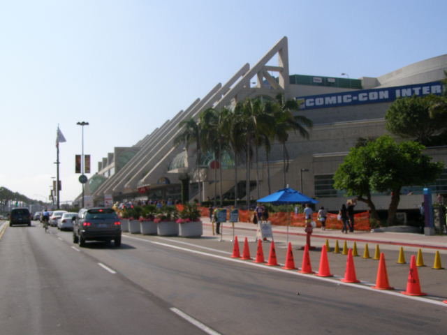 Customer-Fans and the Happily&nbsp;Exploited